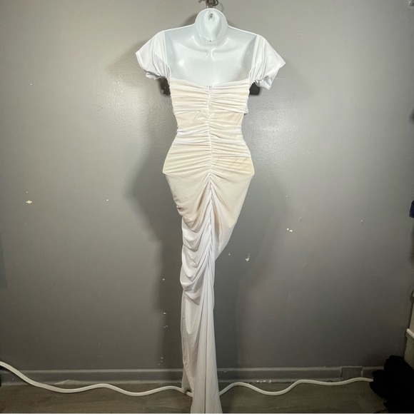 Indie XO Feeling Sultry Sheer Rutched Short Sleeve Off The Shoulder Dress White - Picture 6 of 8